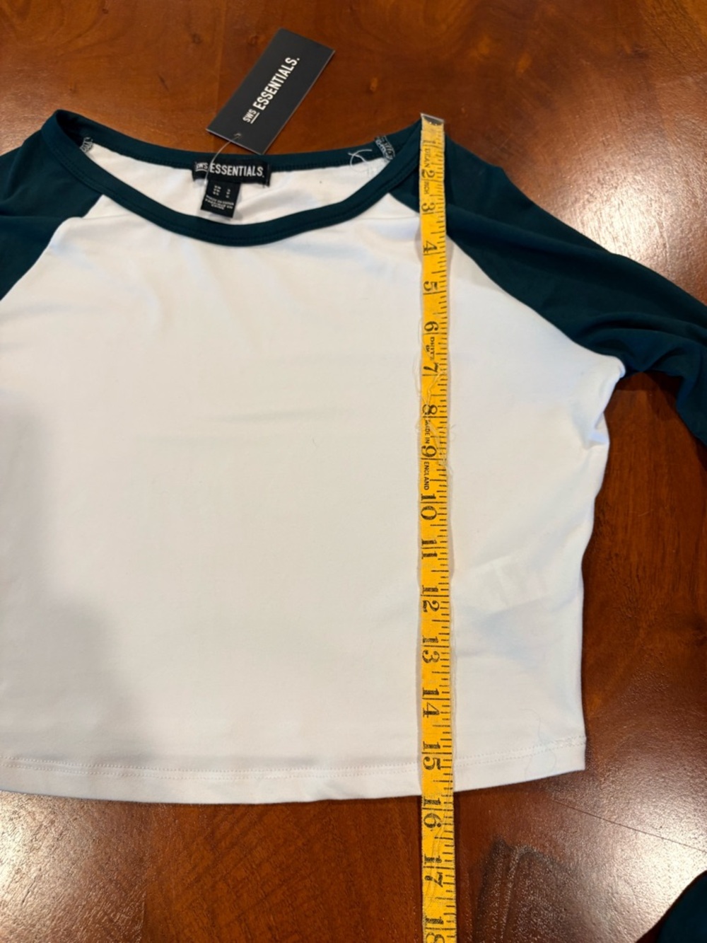 NWT, Essentials White Crop Top with Dark Green Sleeves, size S - Picture 6 of 6